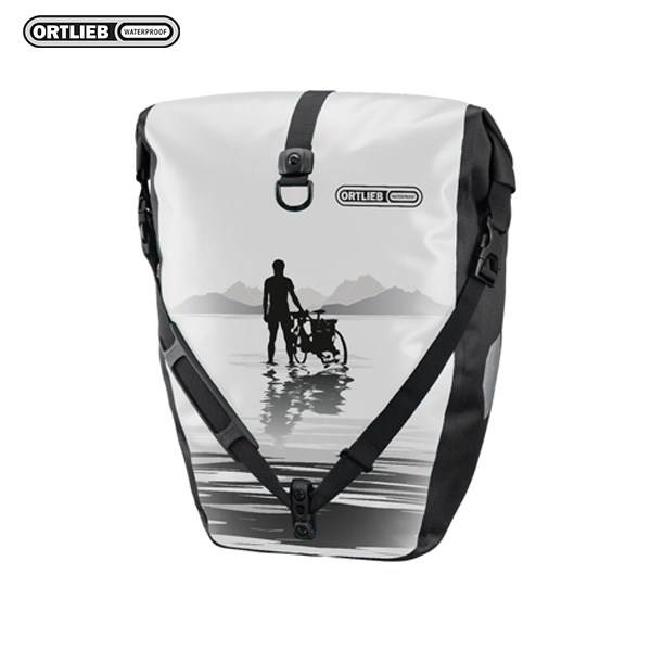 德國【ORTLIEB】Back-Roller Design 亮面防水馬鞍袋20L / 白黑(湖面)