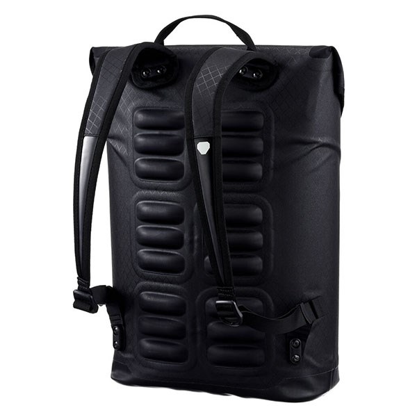 德國【ORTLIEB】Soulo Metrosphere 25L 防水背包 黑壓紋 / 磁扣式防水背包 25L / 休閒後背包 / 筆電背包