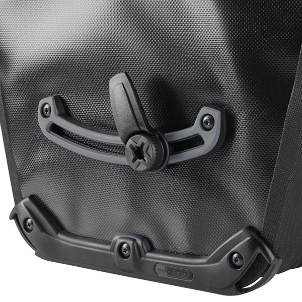 德國【ORTLIEB】Back-Roller Design 亮面防水馬鞍袋 綠黑(鋸齒山脈) / 經典防水後馬鞍袋 / 使用QL2.1安裝系統