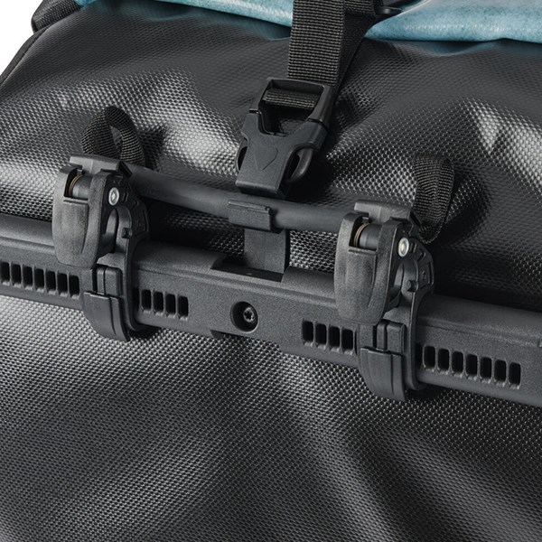 德國【ORTLIEB】Back-Roller Design 亮面防水馬鞍袋 綠黑(鋸齒山脈) / 經典防水後馬鞍袋 / 使用QL2.1安裝系統