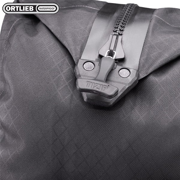 德國【ORTLIEB】Atrack Metrosphere 34L 黑色壓紋防水背包 (德國製)